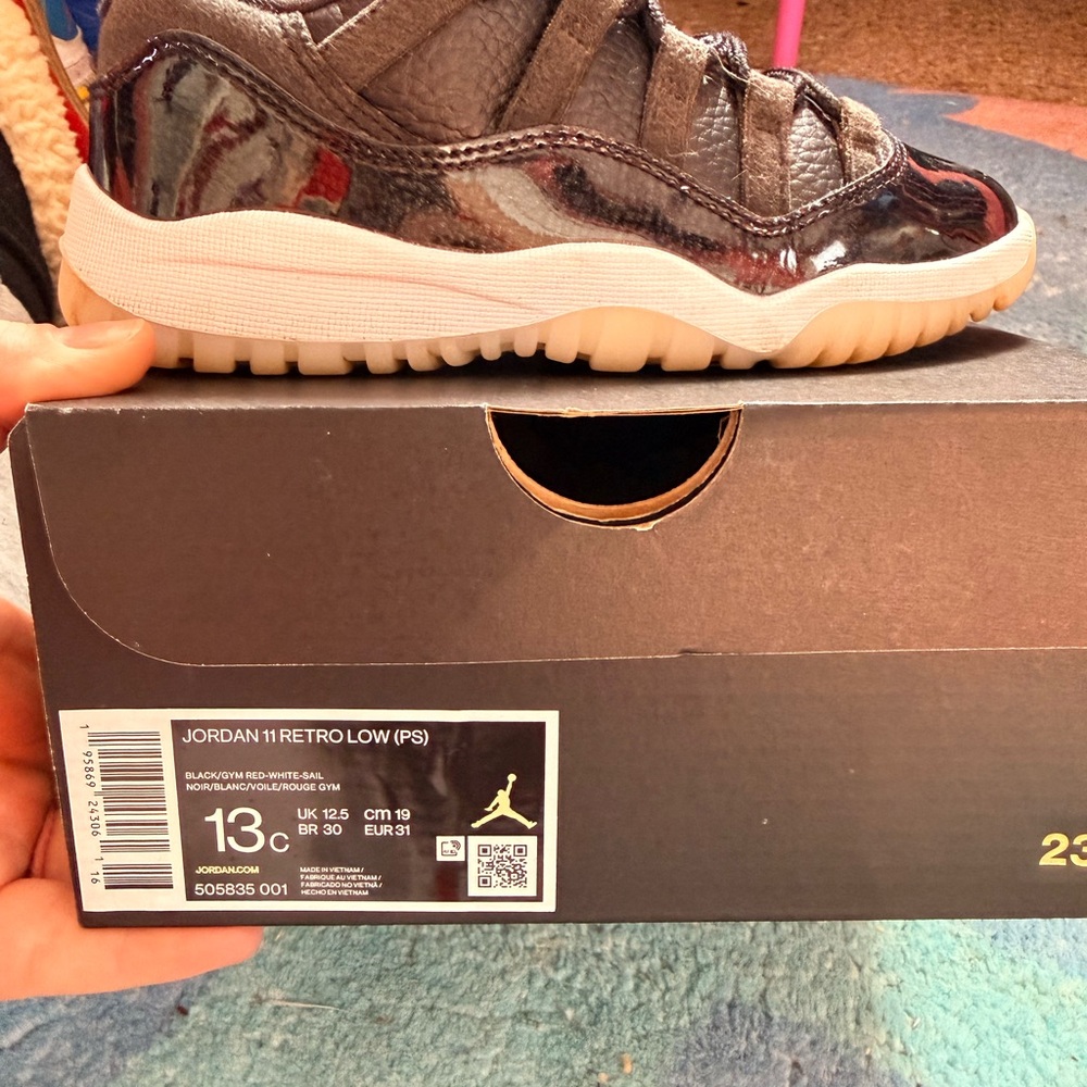 Jordan 11 Retro Low PS Kids Shoes - Black and White